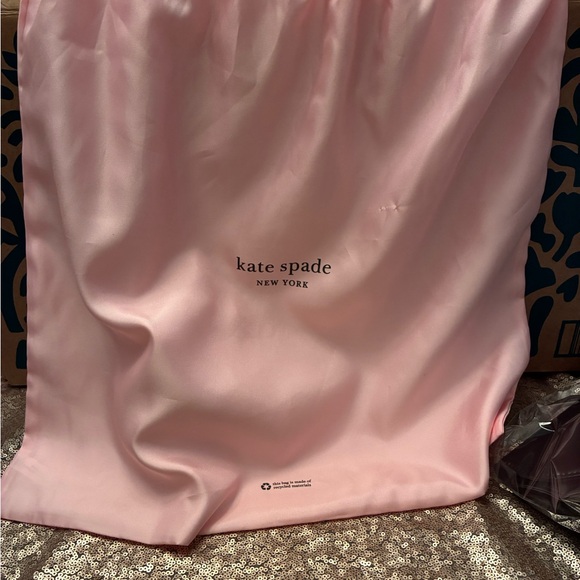 NWT Kate Spade X Disney Lady And The Tramp Ella Mini Tote Crossbody w Dust Bag - Picture 11 of 11